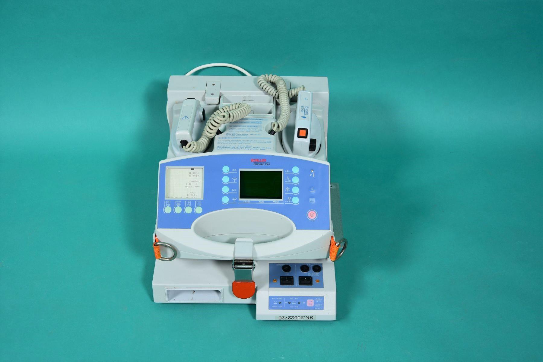 SCHILLER Defigard 2002 Defibrillator