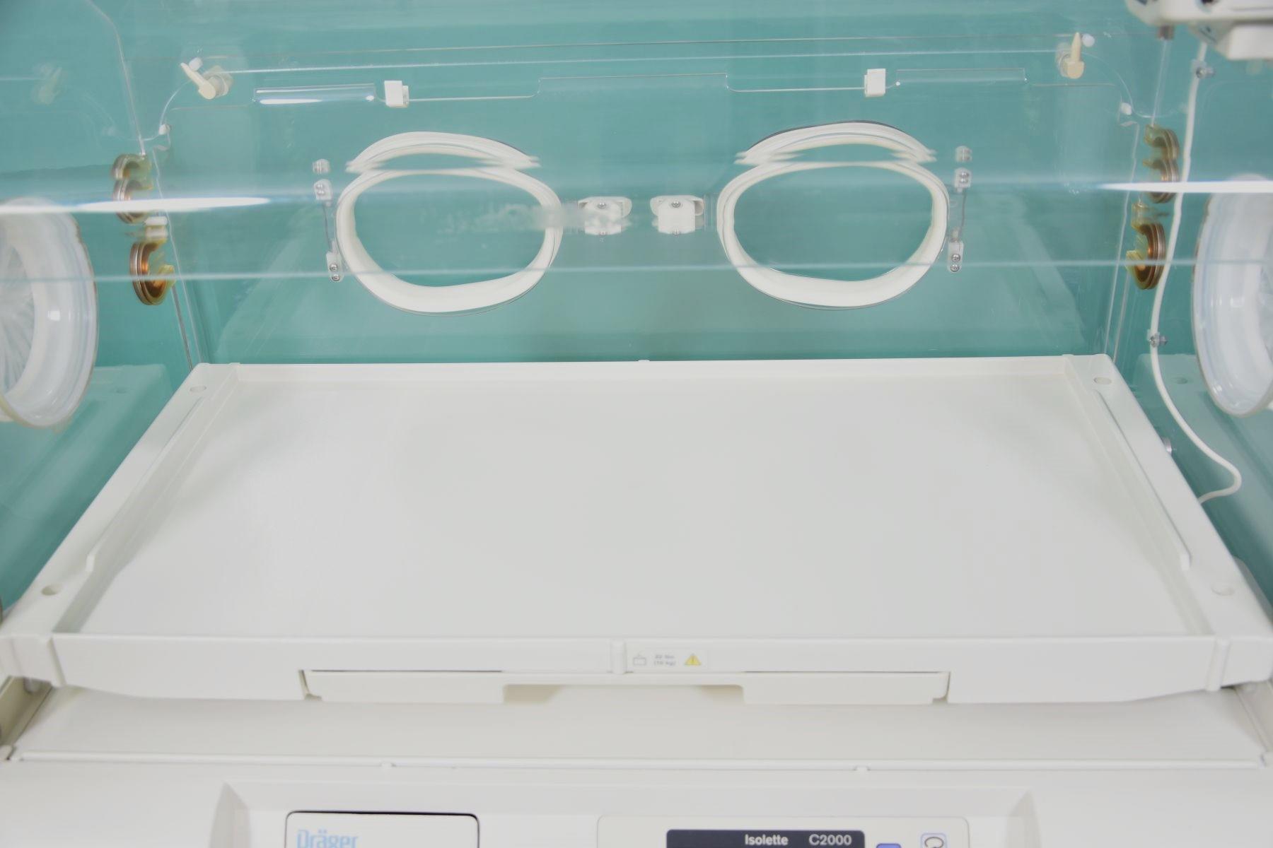 DRÄGER/AirShields Isolette C2000, fahrbarer Inkubator 